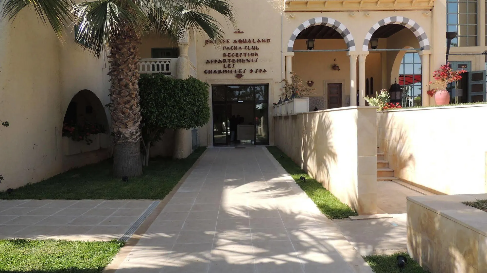 **** Aparthotel Suites Hotel Les Charmilles & Spa La Marsa Tunisko